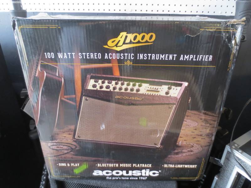 lot 1043 image: Acoustic A1000 stereo acoustic instrument amplifier