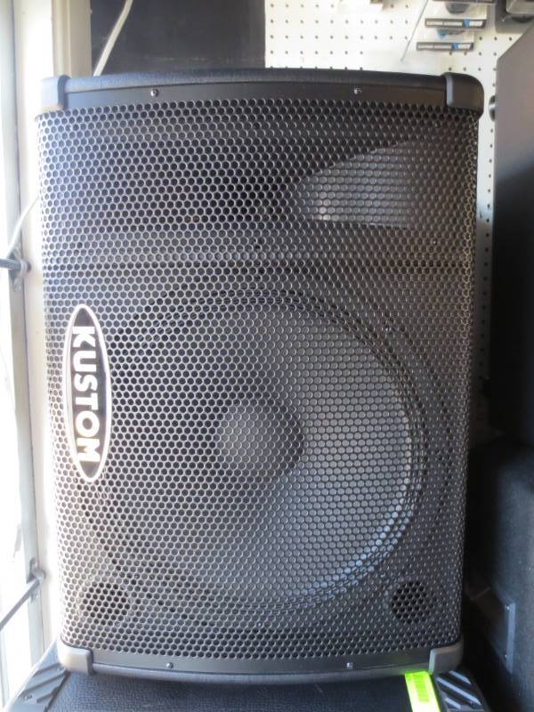 lot 1068 image: Kustom KPX115M speaker