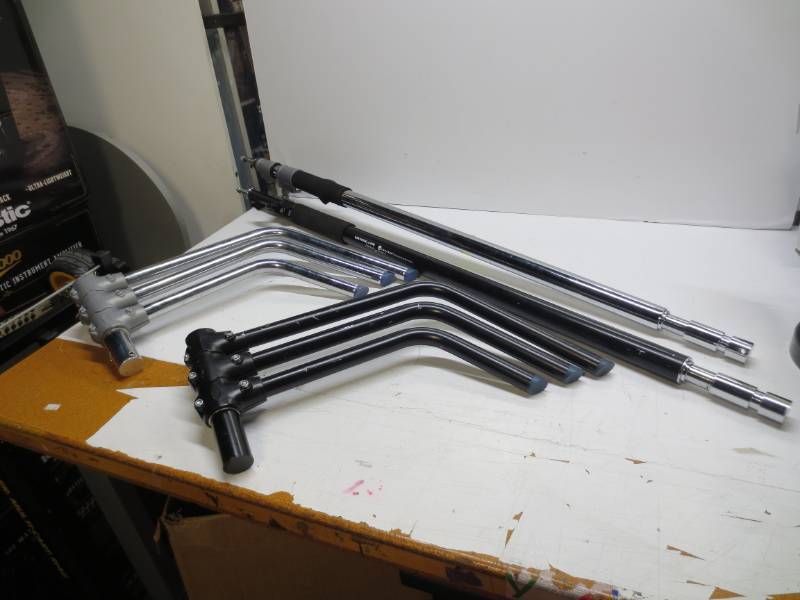 lot 1088 image: Dynatran tripods for parts or repair