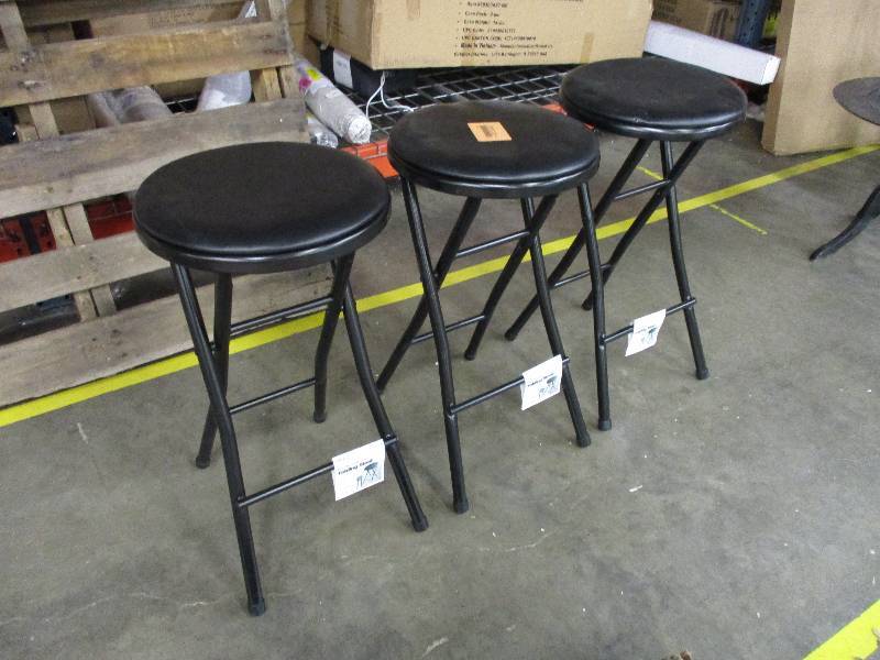 lot 154 image: Set of 3 Folding Stools