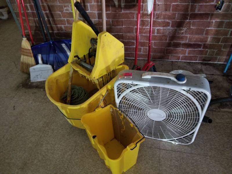 lot 2984 image: Fan, Mop Bucket, Brooms, Dust Pans and More