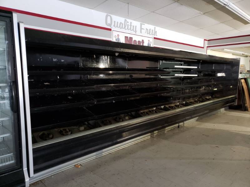 lot 5123 image: Hussmann Commercial Refrigerator for Packaged Foods