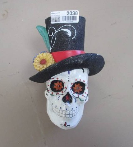 lot 2038 image: Skeleton Head Figurine