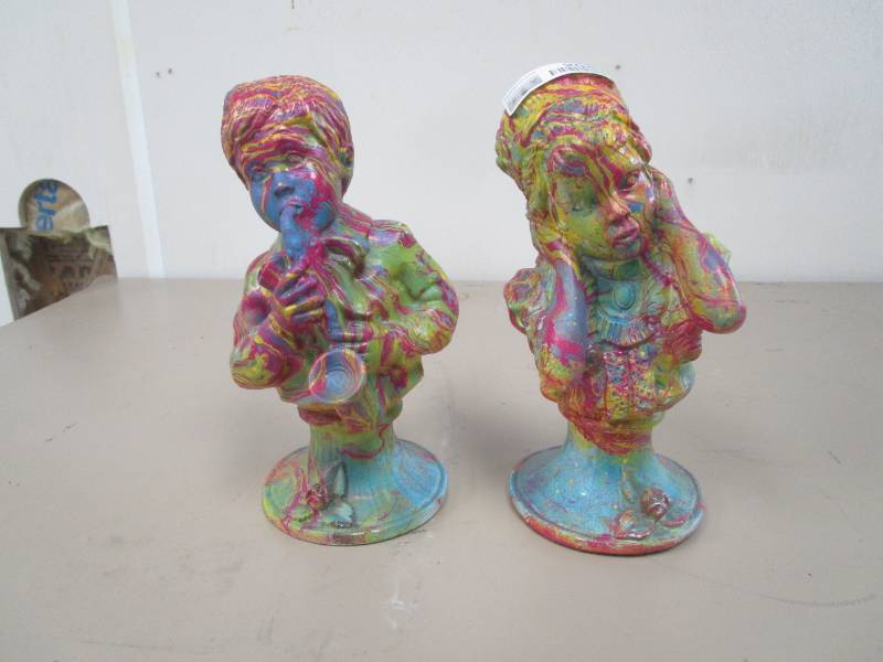 lot 2085 image: Boy  Girl Figurine set