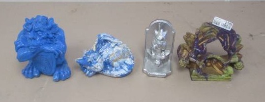 lot 2186 image: Misc Lot of Figurines