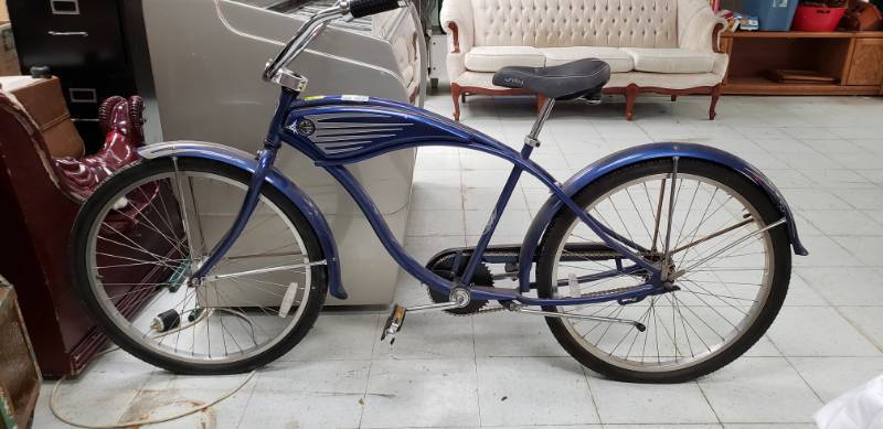 lot 2194 image: So Cal Kustom Cruiser Blue Bicycle