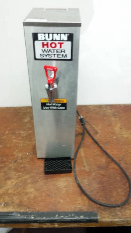 lot 2048 image: Bunn SS Hot Water System