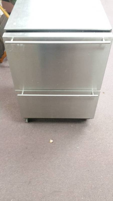 lot 2095 image: Two Drawer SS Refrigerated Unit