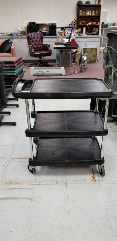 lot 2096 image: 3 shelf Rolling Cart - Metro
