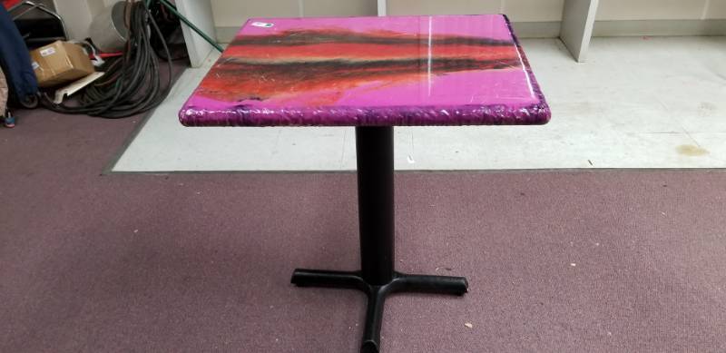 lot 4277 image: Iron Base Table