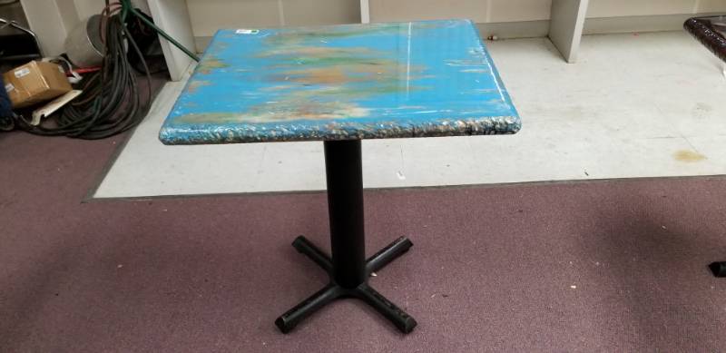 lot 4283 image: Iron Base Table
