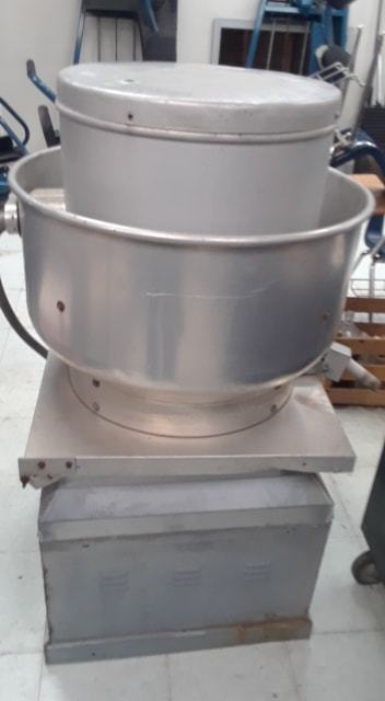 lot 4221 image: Commerccial Range Kitchen Vent