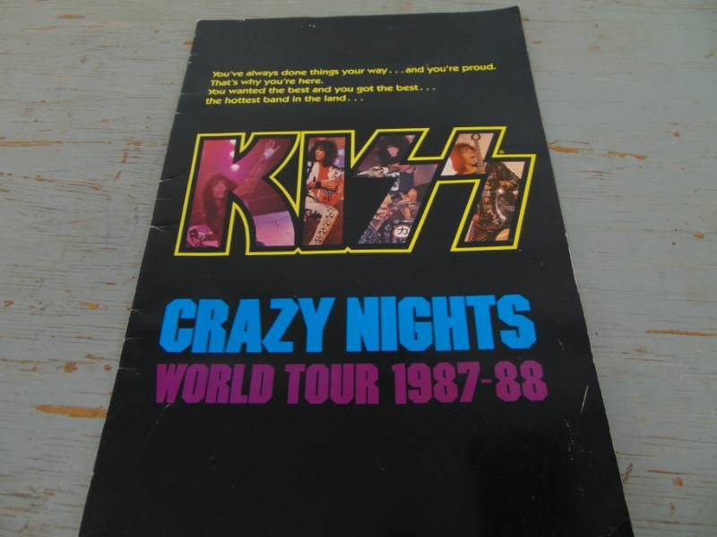 lot 1472 image: KISS Crazy Nights World Tour  Phot Album