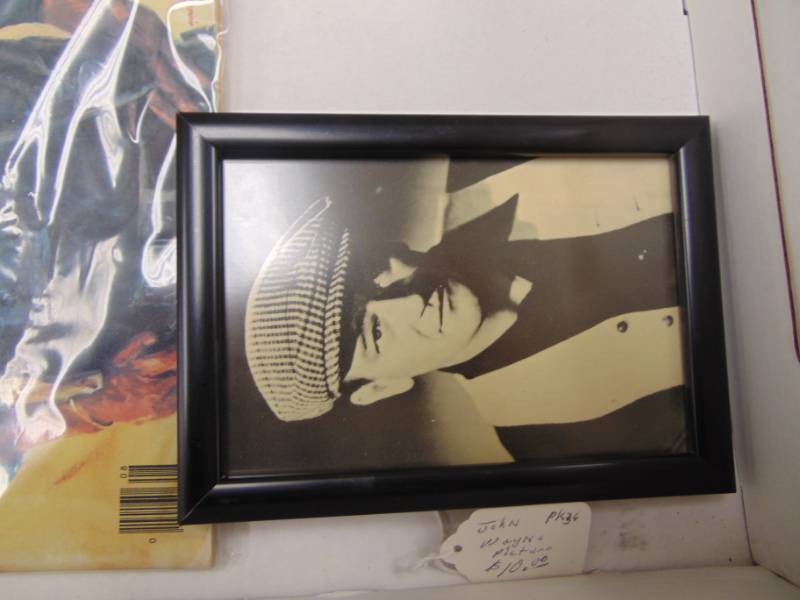 lot 1528 image: John Wayne Lot