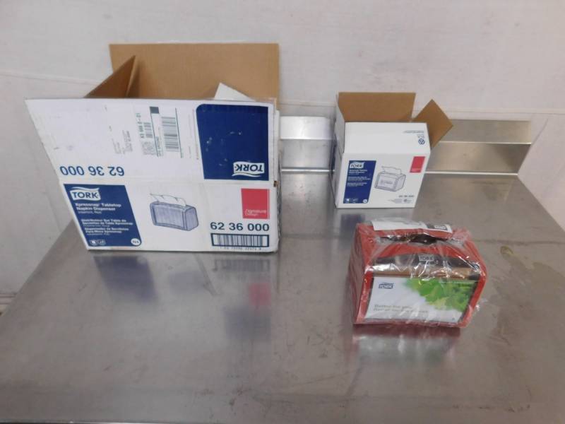 lot 1550 image: 4 Tork Napkin Dispensers