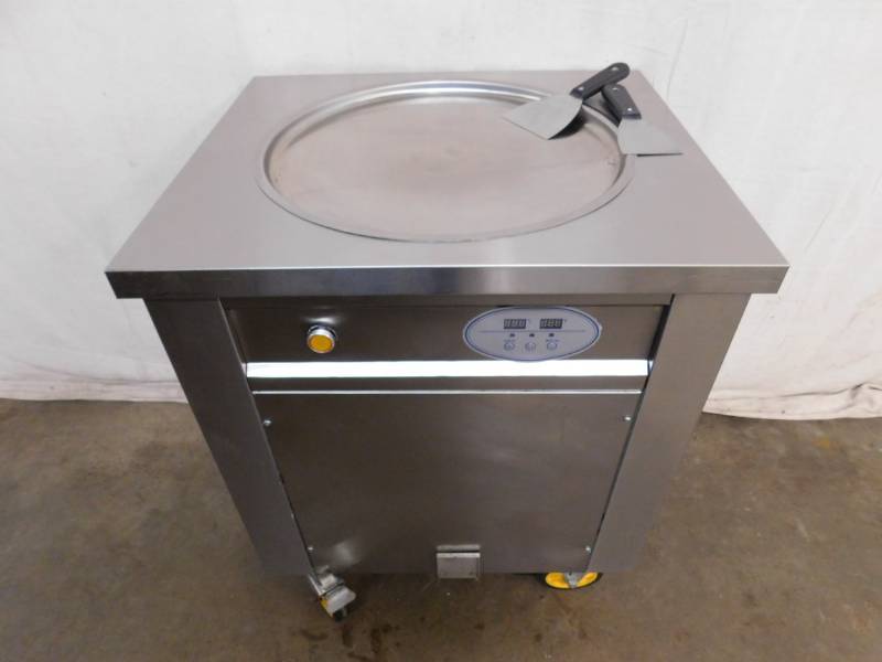 lot 31 image: Fried Ice Cream Roll Machine