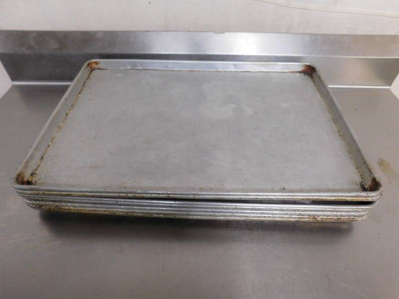 lot 1751B image: 6 Fullsize Sheet Pans
