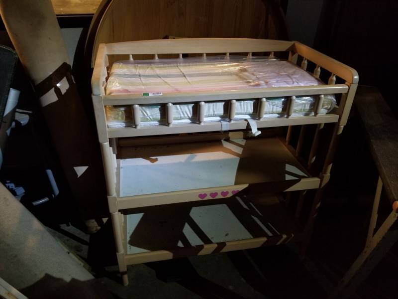 lot 1085 image: Baby Changing Table