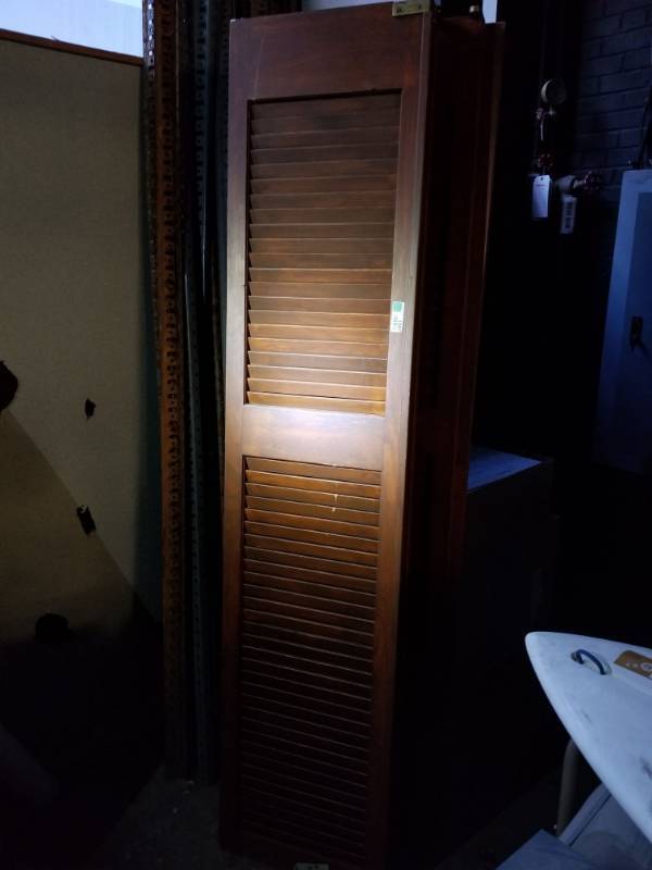 lot 1087 image: Wood Shutters