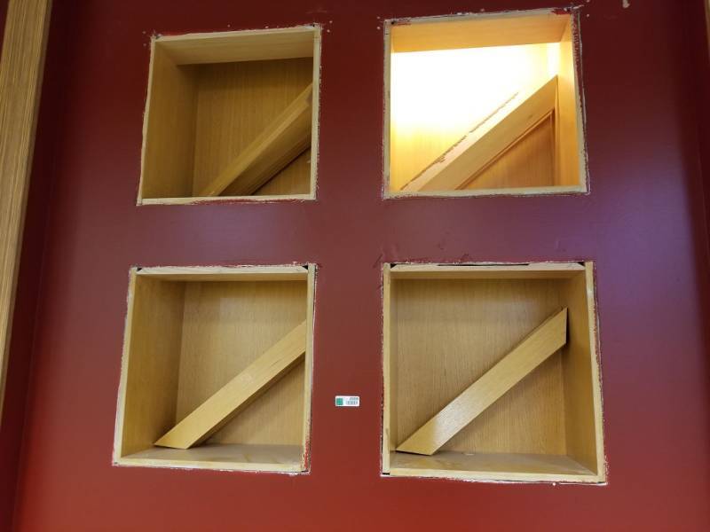 lot 2006 image: Wood Trim Entire 1st Floor