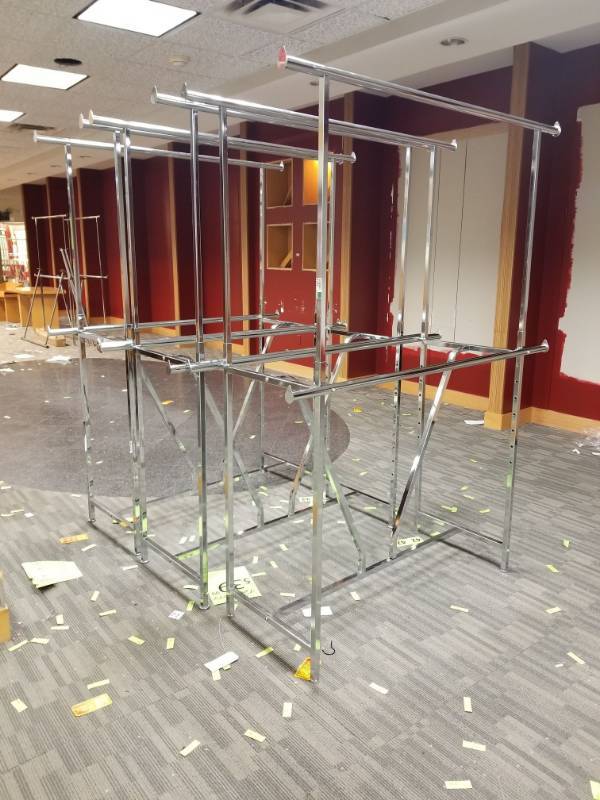lot 2013 image: Lot of 3 Clothes Racks