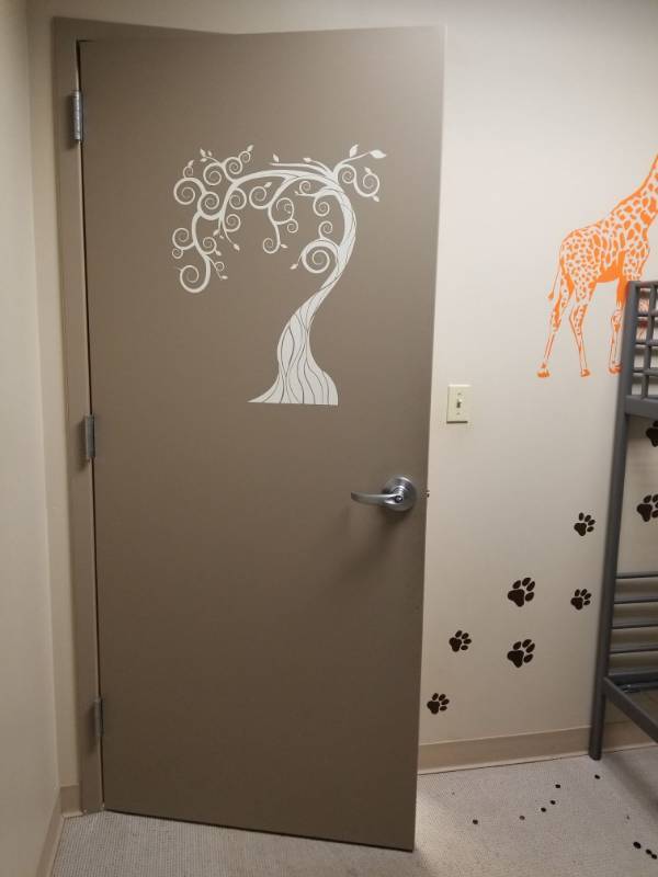 lot 3021 image: Commercial Metal Door