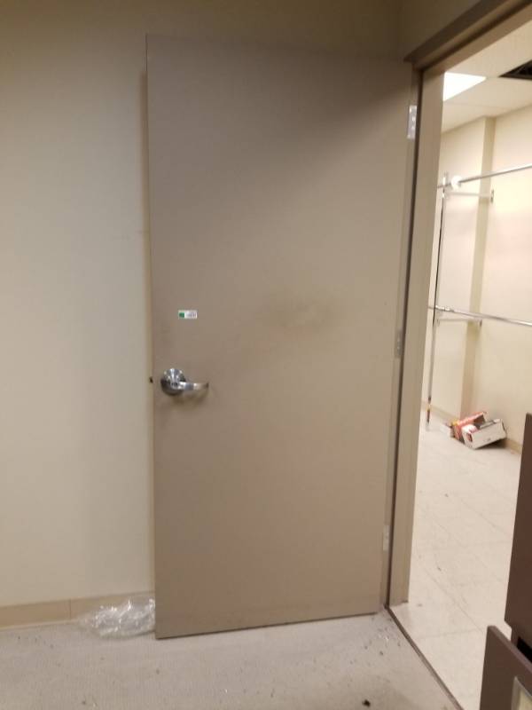 lot 3023 image: Commercial Metal Door