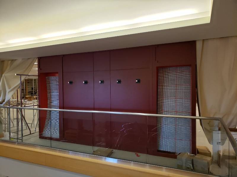 lot 3141 image: wall partition display