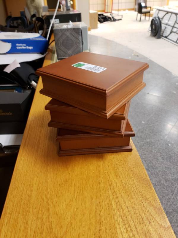 lot 3254 image: (3) Wood Boxes with Velvet Liner