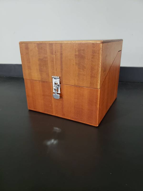 lot 4535 image: Wooden Lockable Box.