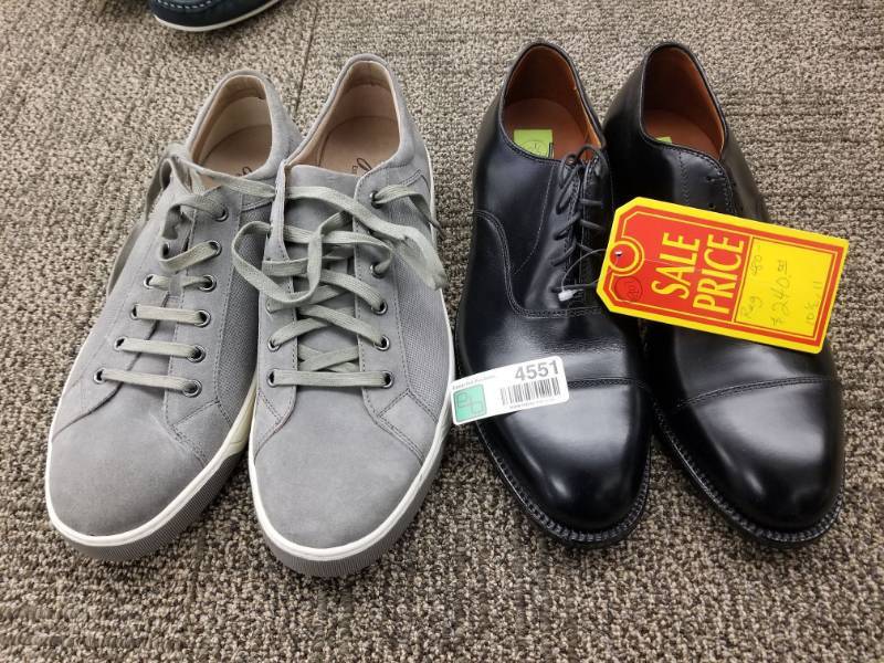 lot 4551 image: Mens Shoes Size 10.5