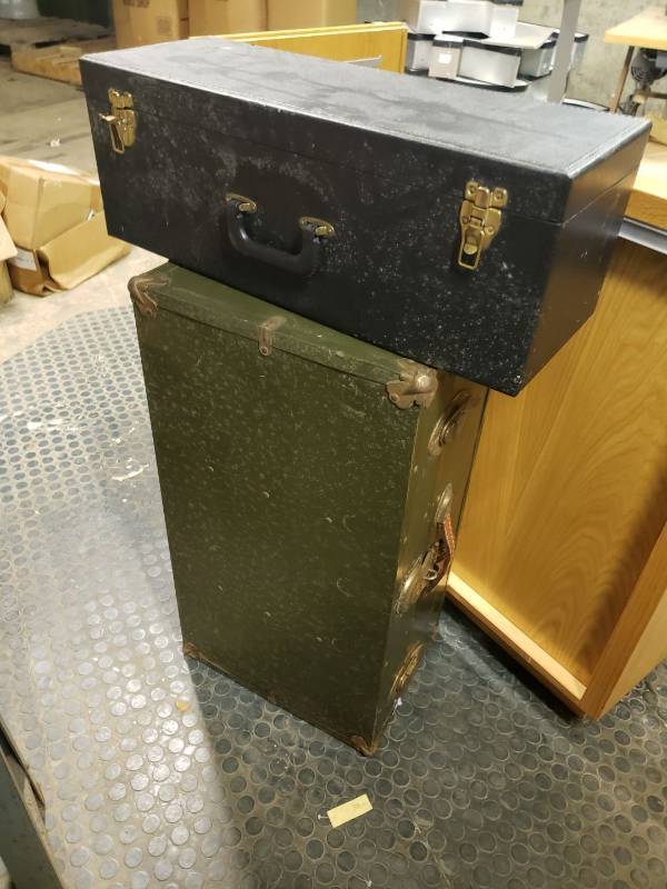 lot 9043 image: Lot (2) storage hinged boxes