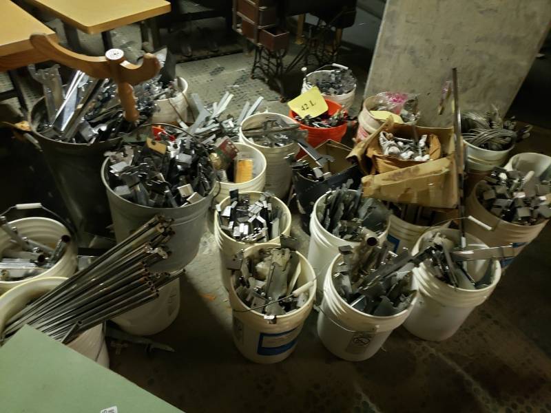 lot 9056 image: Large lot of hanging store fixtures