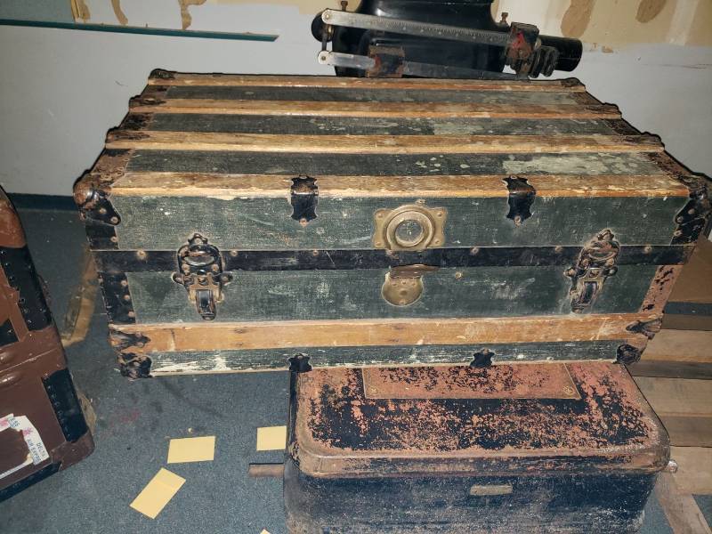 lot 9081 image: Antique trunk