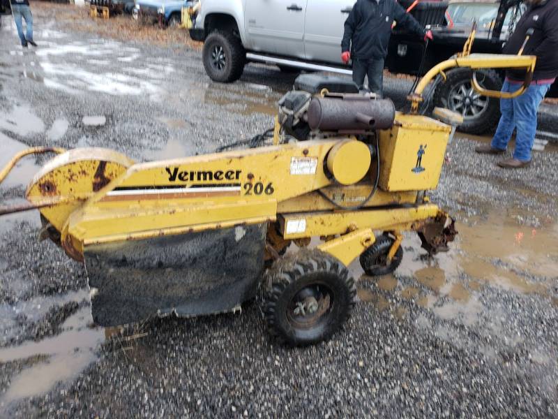 lot 10 image: Vermeer 206 Walk Behind Stump Grinder