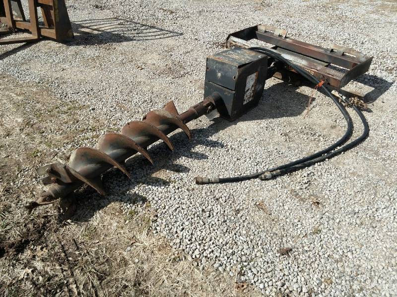 lot 20 image: Lowe Skid Loader Auger Attachment