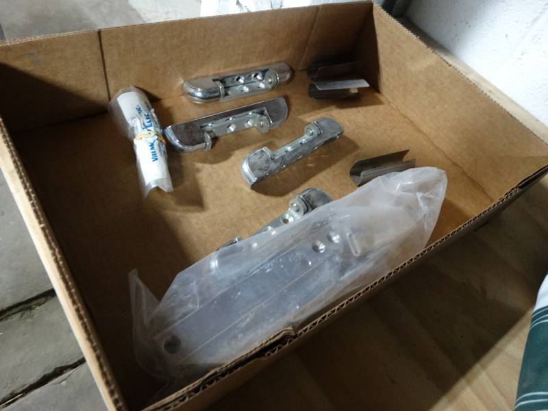 lot 8940 image: New walk in cooler parts
