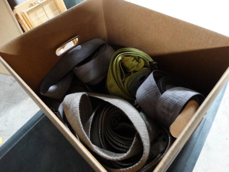 lot 20386 image: Lot of 10 box truck style straps
