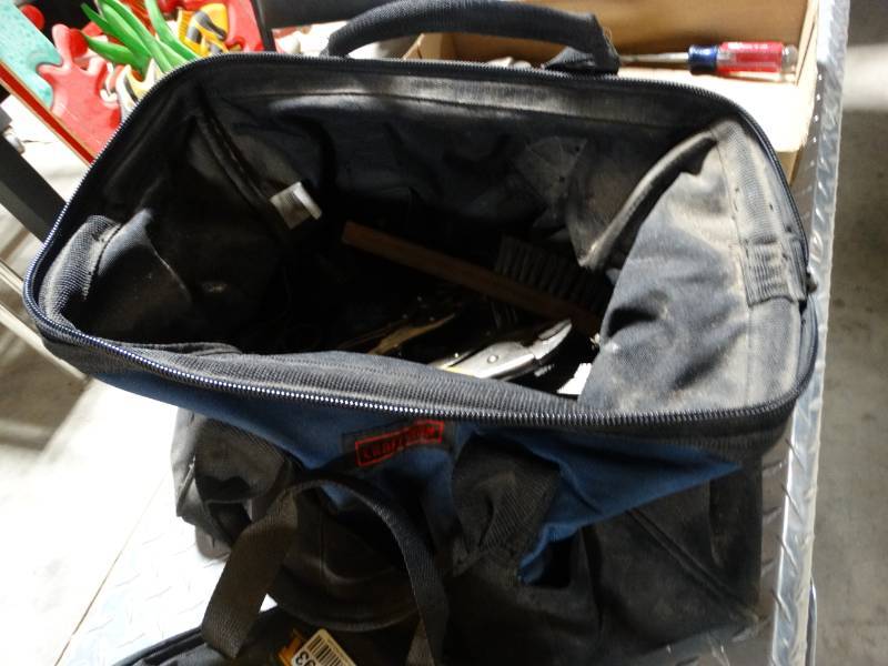lot 20392 image: Tool bag w various hand tools