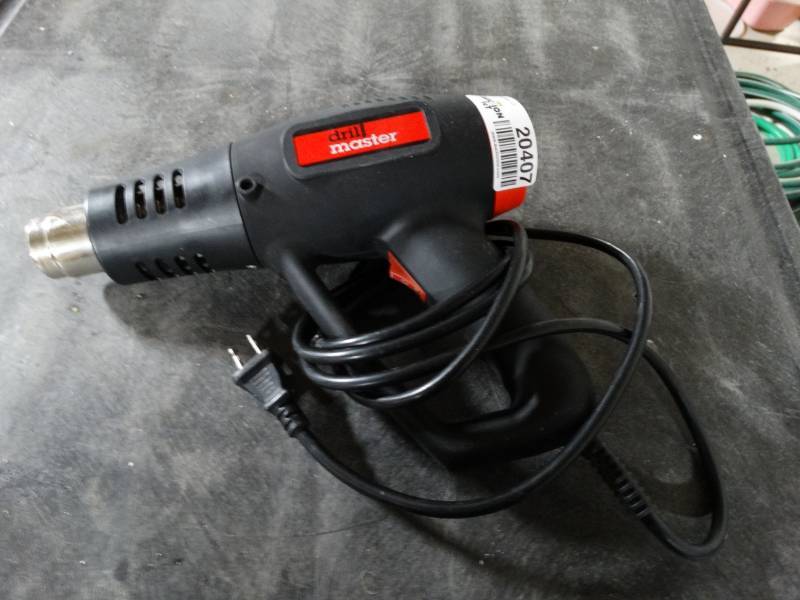 lot 20407 image: Drill master heat gun