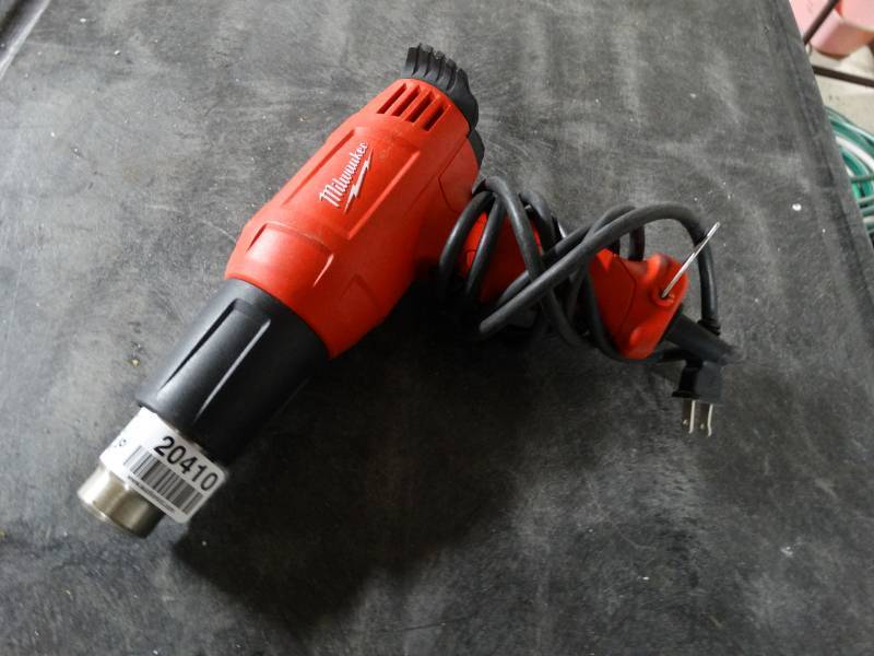 lot 20410 image: Milwaukee heat gun
