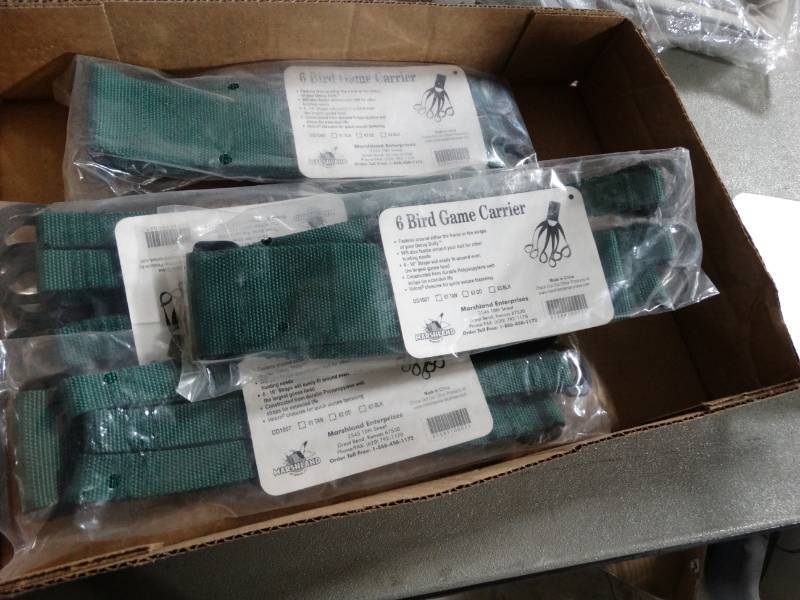 lot 20413 image: 4 new in package 6 bird game holders