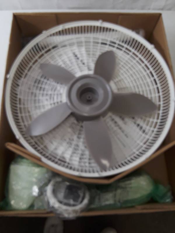 Lasko Products 1850 18 Pedestal Fan W Remote | Tool Boxes, Milwaukee,  Husky, Ryobi, Hitachi, Kobalt Miter Saw, Vanities And More | Equip-Bid