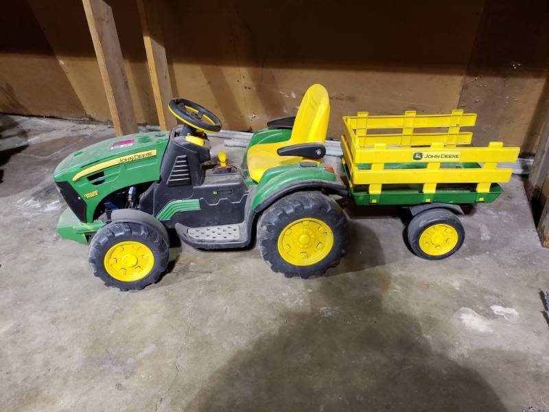 lot 6507 image: Kids John Deer Ground force Tractor with Attachments