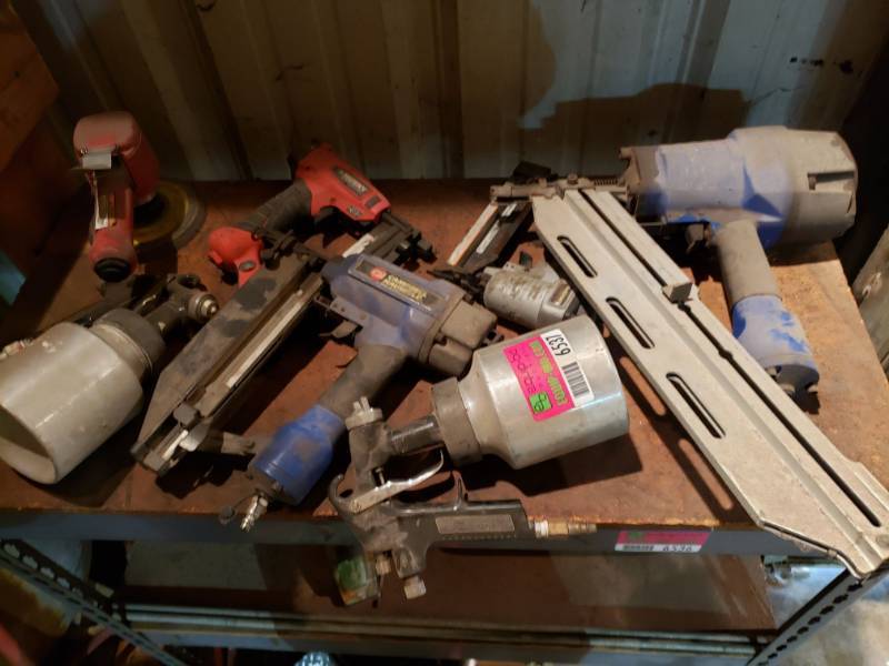 lot 6537 image: Various Air Tools