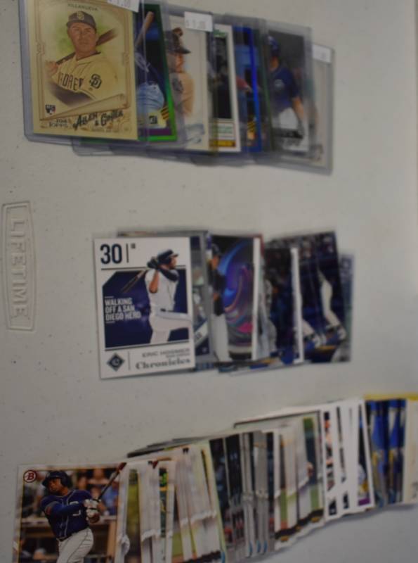 lot 1111 image: Large Lot of Current & Past Stars of San Diego Padres including Rookies, Prospects, Inserts, Star Cards Mostly from 2017-2018 - Eric Hosmer