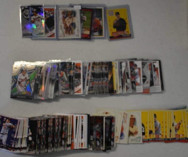 lot 1114 image: Large Lot of Current & Past Stars of Baltimore Orioles including Rookies, Prospects, Inserts, Star Cards Mostly from 2017-2018