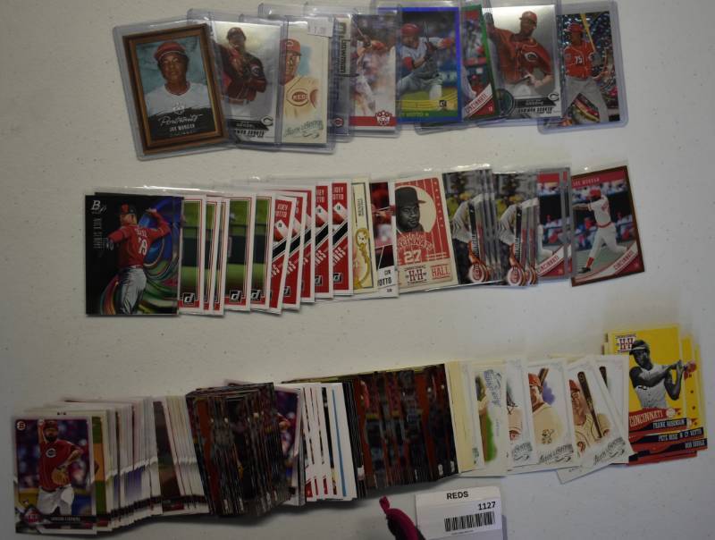 lot 1127 image: Large Lot of Current & Past Stars of Cincinnati Reds including Rookies, Prospects, Inserts, Star Cards Mostly from 2017-2018 - Joey Votto