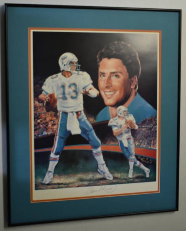lot 1142 image: 11x14 Framed Dan Marino Print with Teal Matting & Metal Frame