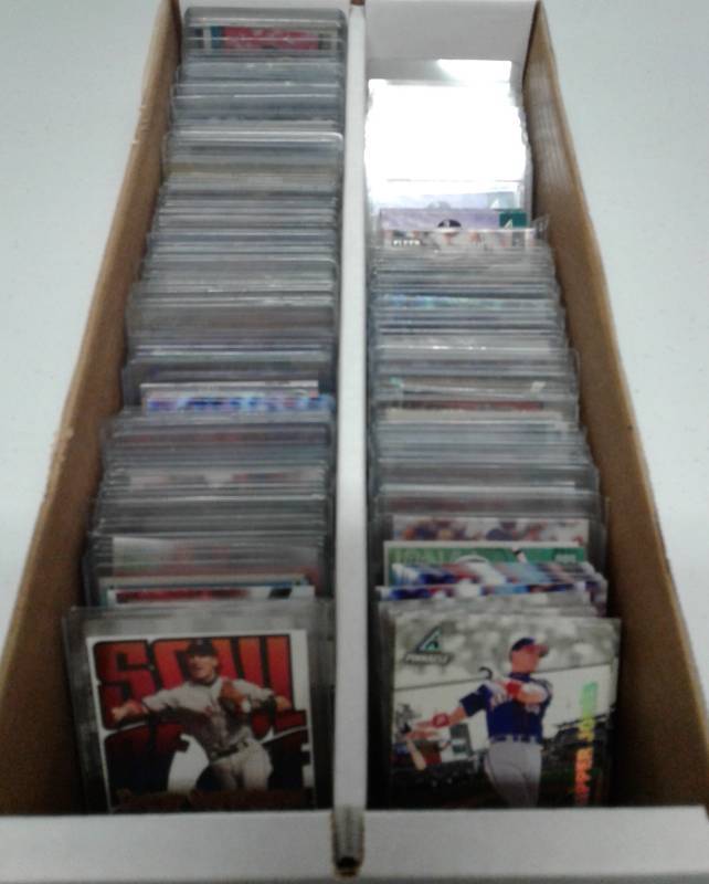 lot 1174 image: Two Row Shoebox Full of Almost Hall of Famer Baseball Cards Including Inserts - Chipper Jones, Mike Piazza, Cal Ripken & Alex Rodriguez, Roger Clemens, Barry Bonds - Entire Box is only Star Cards